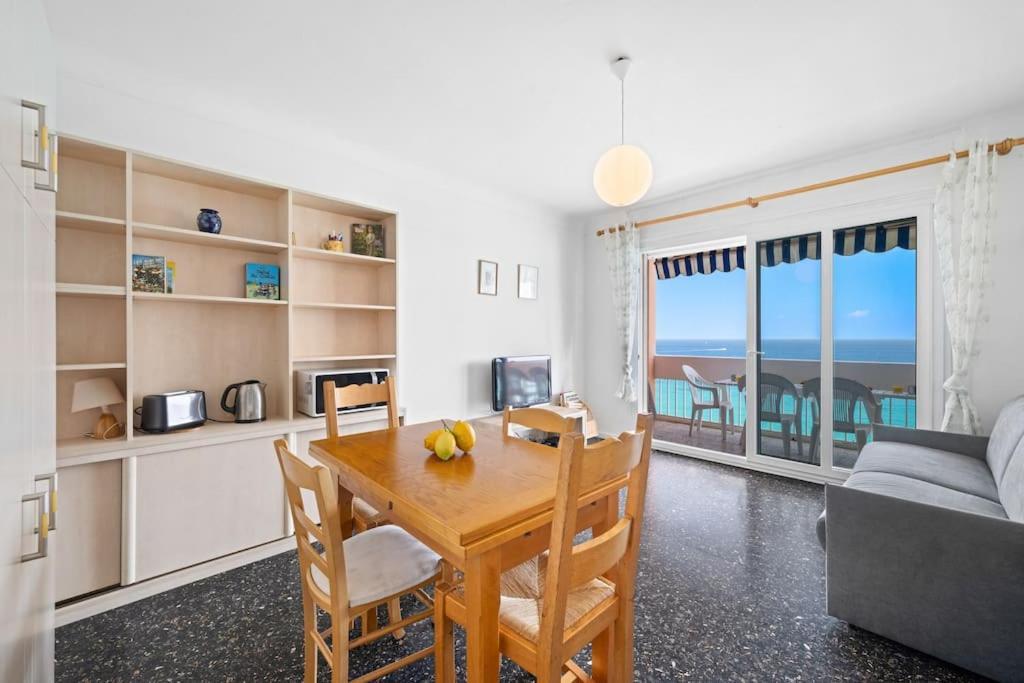 Le Panorama -Vue Exceptionnelle - Dernier Etage - Front De Mer Menton Exterior foto